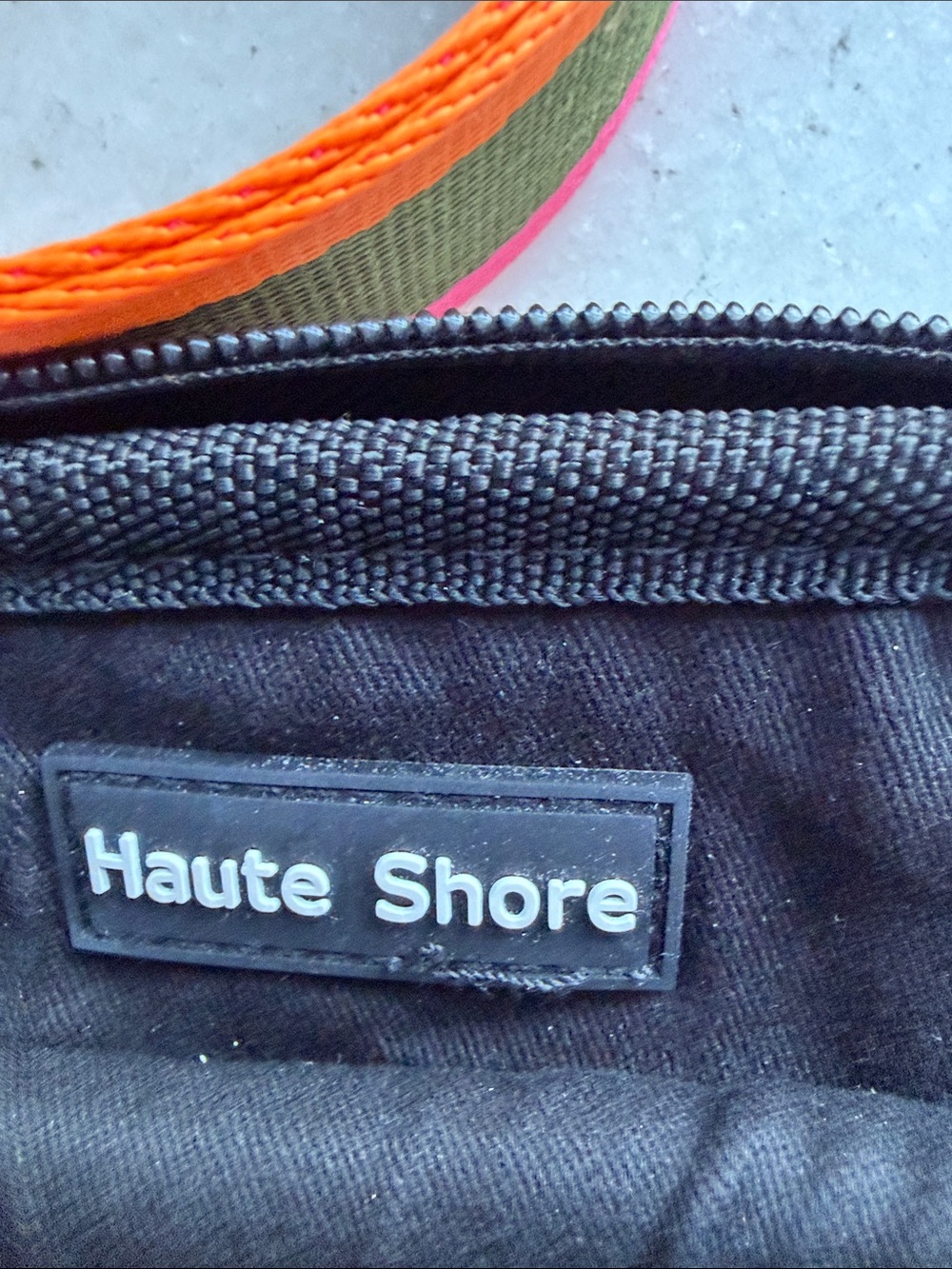 Haute Shore CASEY SHOWOFF - Picture 2 of 3